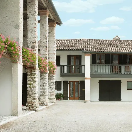 Colvago La Corte Spectacular Ancient Apartamento Santa Giustina (Belluno)
